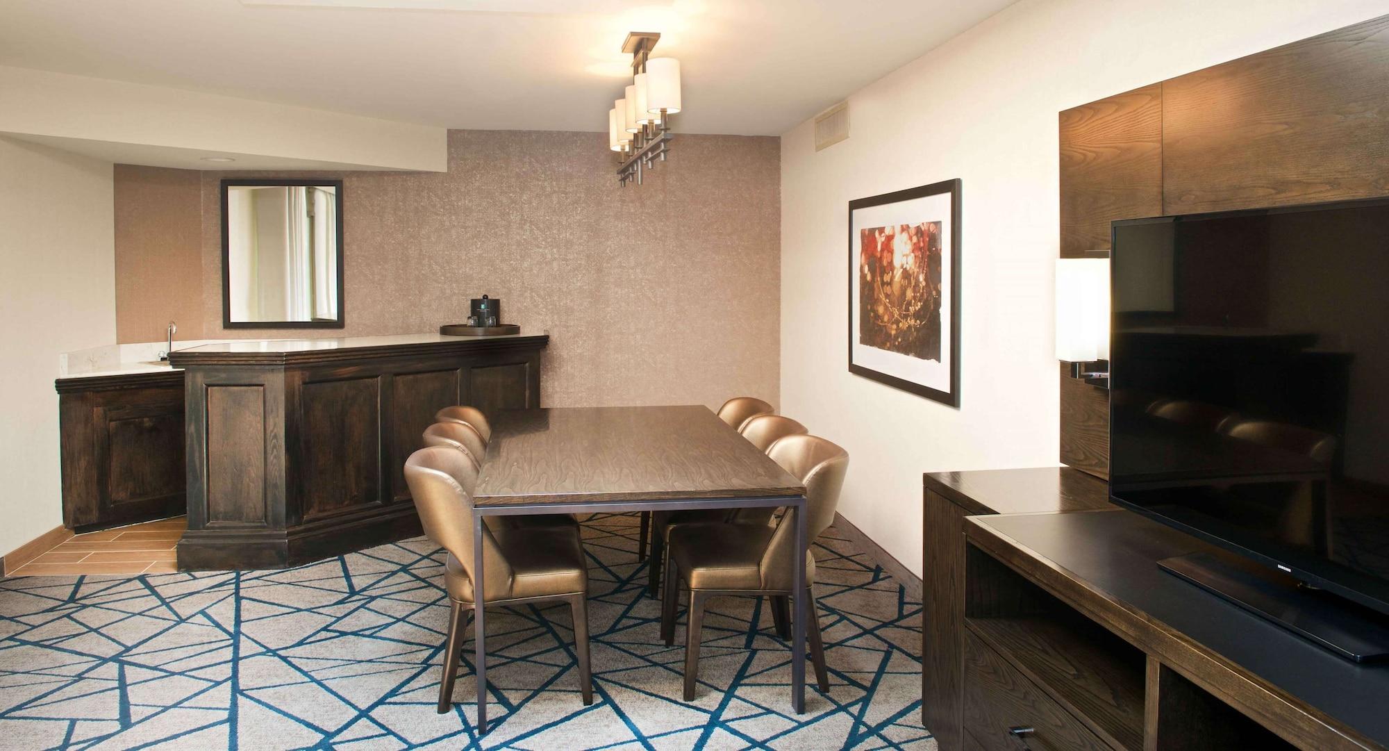 Embassy Suites By Hilton Detroit - Livonia/Novi Kültér fotó