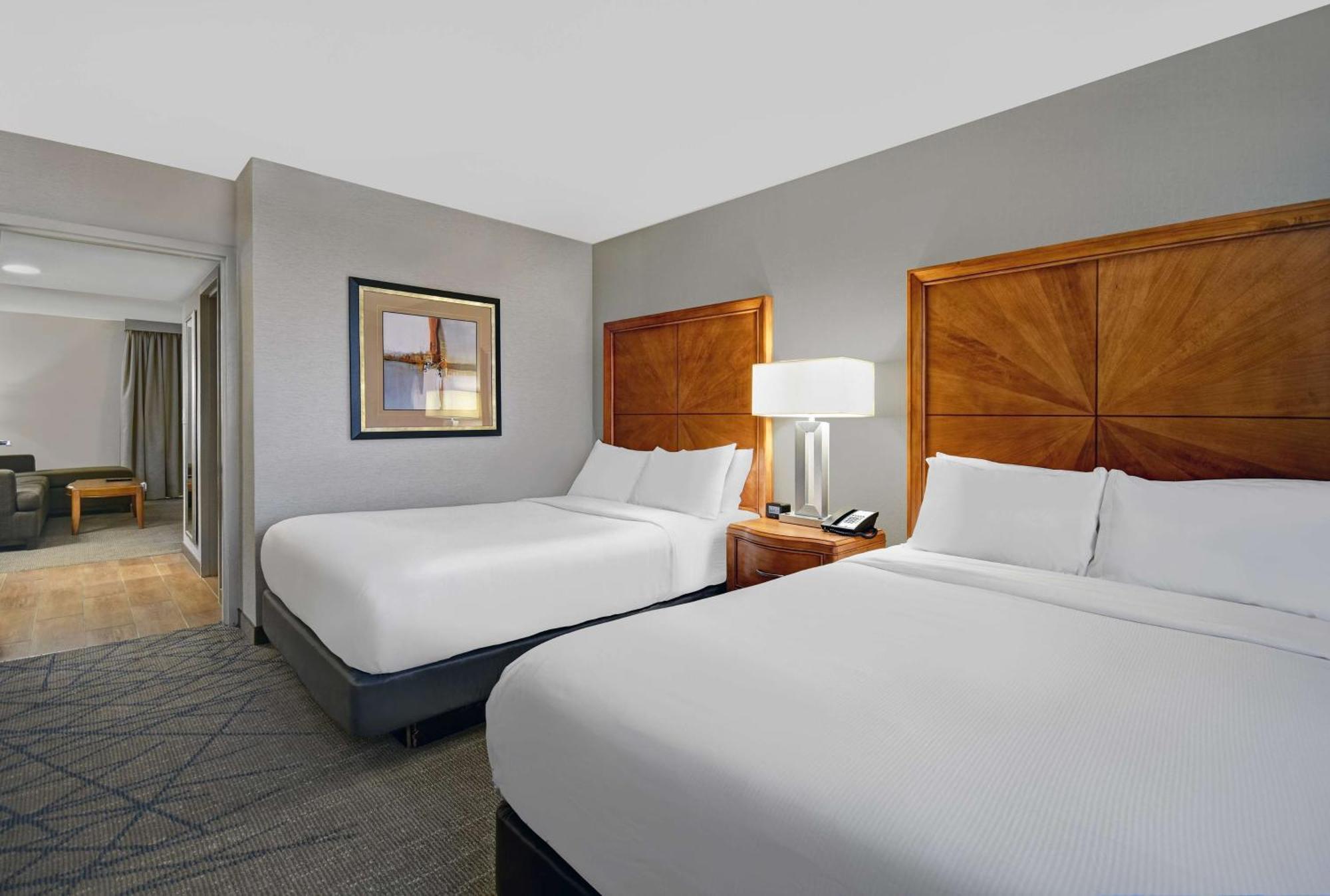 Embassy Suites By Hilton Detroit - Livonia/Novi Kültér fotó